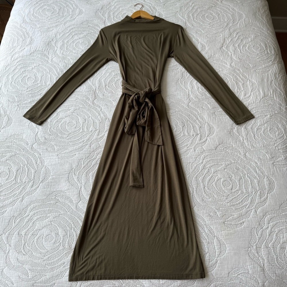Modern Citizen - Vero Tie-Front Long-Sleeve Dress - Olive Green - Picture 5 of 9